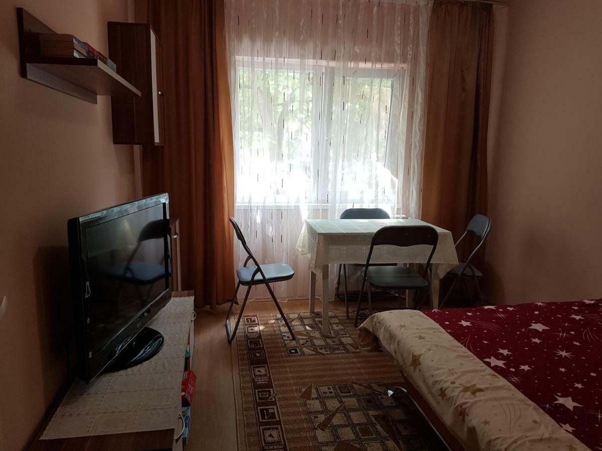 오라데아 Apartament Aura 아파트 외부 사진